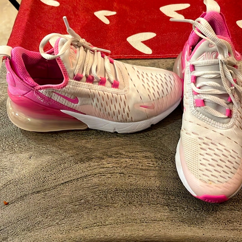 Great condition! Nike Air 270’s size 3.5